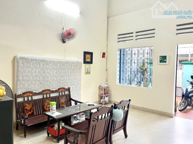 NHÀ 2 TẦNG – KIỆT RỘNG 5M – LỀ 1.5M – GẦN ĐƯỜNG HẢI PHÒNG – CÁCH ĐƯỜNG LỚN 30M - 2
