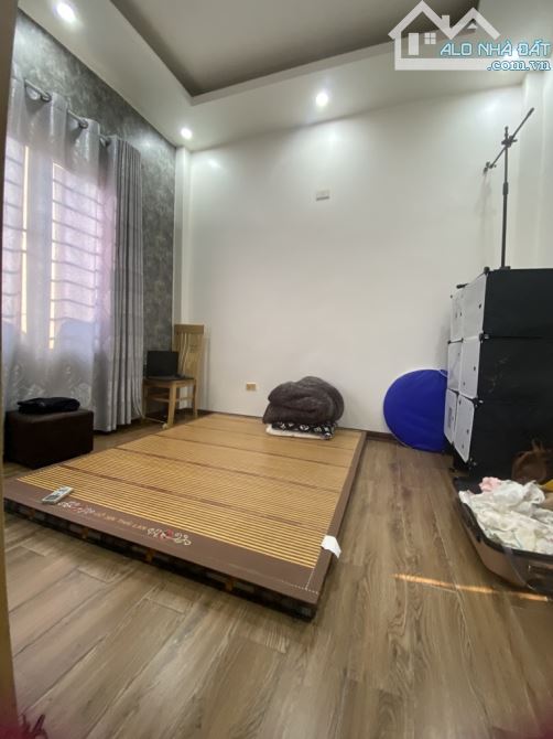 🏡 SIÊU PHẨM NHÀ 5 TẦNG – Ô TÔ ĐỖ CỬA LUÔN – YÊN NGHĨA--- HÀ ĐÔNG --DT:45M  ✅ DT 45m², mỗi - 2