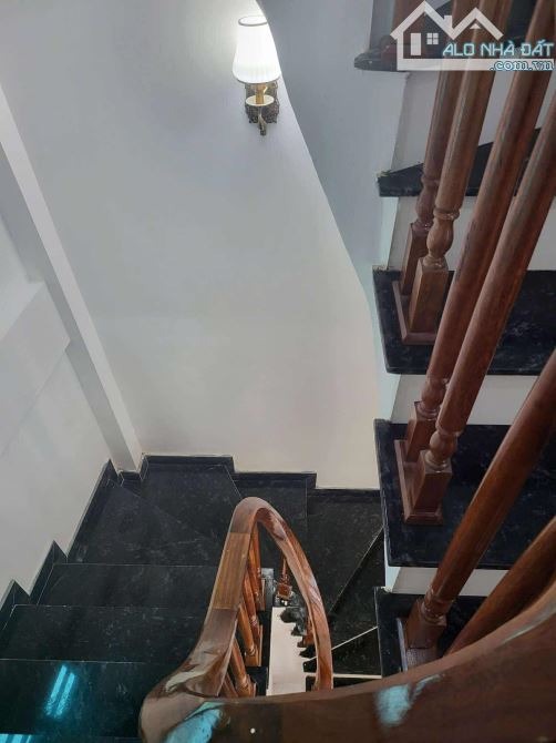 NHÀ ĐẠI CÁT -BẮC TỪ LIÊM 32 M -MT 4,5 M 5 TẦNG VIEW SÂN TRƠI - 2