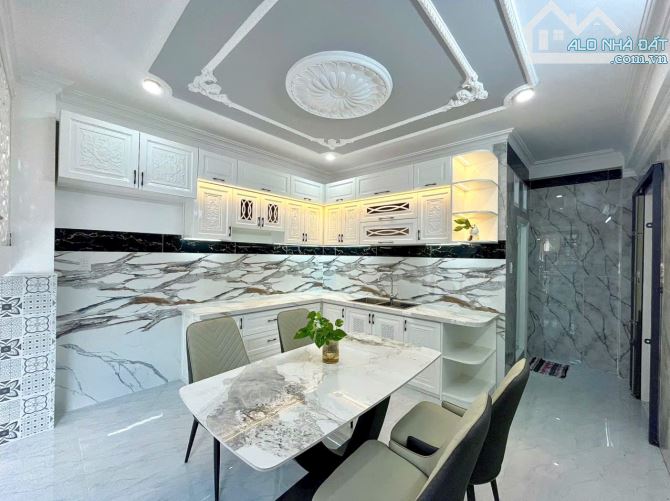 Cho Thuê Nhà Trệt Lửng 2 Lầu Góc 2 Mặt tiền Trục chính hẻm 112 Hoàng Quốc Việt - 2