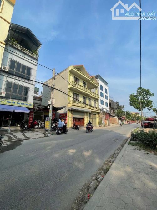 BÁN ĐÁT NHỊ KHÊ GIÁP NGỌC HỒI NGÕ GẦN OTO ĐỖ NGÀY ĐÊM DT 46 m GIÁ 3.3 TỶ - 2