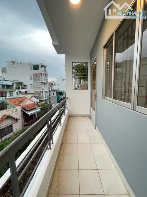 BÁN NHÀ ĐẸP TRẦN HỮU TRANG- P11_ PHÚ NHUẬN_ GARA OTO- 61M2(4.6 x 13,3m)-  13.5 tỷ TL - 2