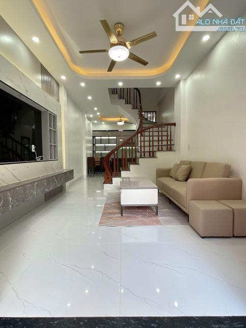 🏡 CƠ HỘI VÀNG – NHÀ ĐẸP GIÁ SIÊU TỐT GẦN MẶT ĐƯỜNG LÝ BÔN – TP THÁI BÌNH  📍 Vị trí cực k - 2