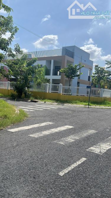 Đất nền Long Hậu giá rẻ - 2,03 tỷ/100m² - SHR sang tên - 2
