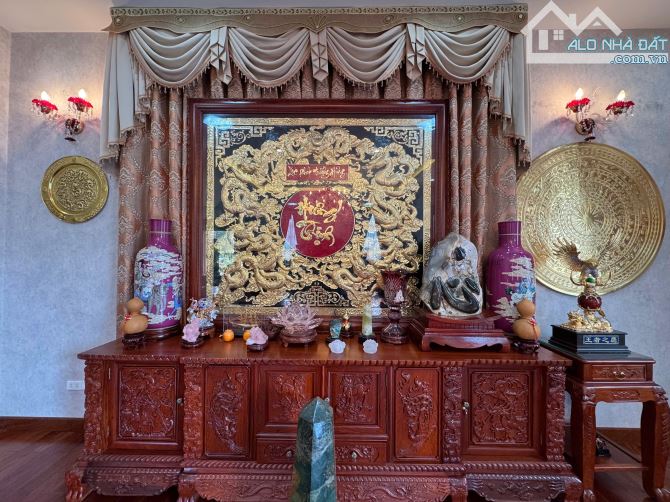 SIÊU BIỆT THỰ _ 2 MẶT TIỀN ĐƯỜNG KHU ĐỒI TRÀ _ ĐẠI HỌC ĐÀ LẠT - 2