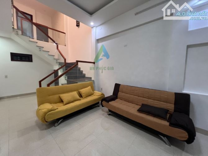 CHO THUÊ NHÀ NGUYÊN CĂN MẶT TIỀN ĐƯỜNG MẠC CỬU - 100 M² - 3 PN - GIÁ 19 TRIỆU - 2