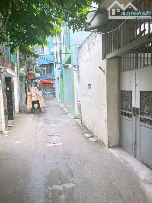 BÁN NHÀ TRIỀU KHÚC- 60m2 - Ô TÔ ĐỖ CỬA - GIÁ CHỈ 6,5 TỶ - 2