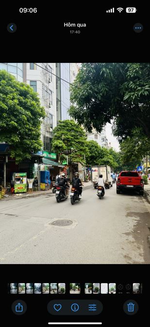 Toà nhà VP lô góc siêu hiếm, bán kín. Ngay phố Dương Khuê, Cầu Giấy.DT 86m2 x mt16.6m x 9T - 2