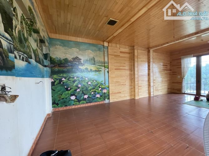 Nhà Gần Chợ Liên Nghĩa, 5
