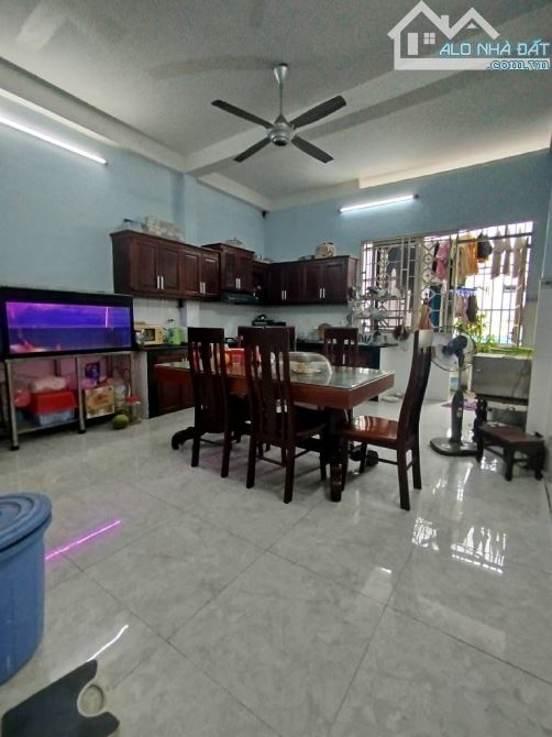 Giáp Phú Nhuận Quận 3 - Nhà riêng HOÀNG VĂN THỤ, ngang 4.2m 3tầng đẹp; hẻm 6m thông gần MT - 2