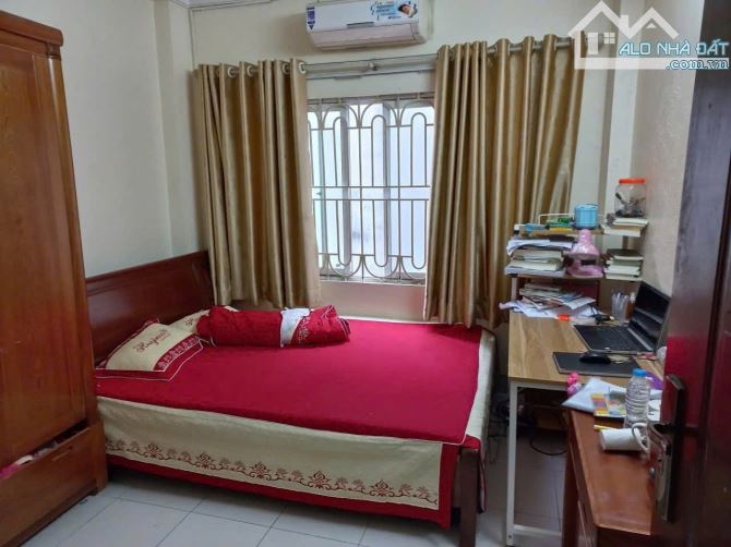 NHÀ TRẦN QUỐC VƯỢNG - CẦU GIẤY - LÔ GÓC - Ô TÔ GẦN - 32/25M2, 4 TẦNG, MT 3.4M - 7.6 TỶ - 2