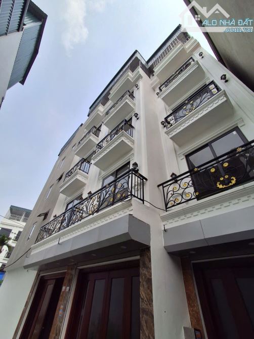 Bán nhà 5 tầng 30m Biên Giang Hà Đông gần chợ và trường học giá 3,5 tỷ - 2