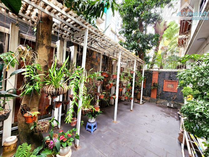 Biệt thự Ciputra, vỉa hè, ô tô tránh dừng đỗ, mặt tiền 9m, chủ thiện chí, mềm 85 tỷ - 2