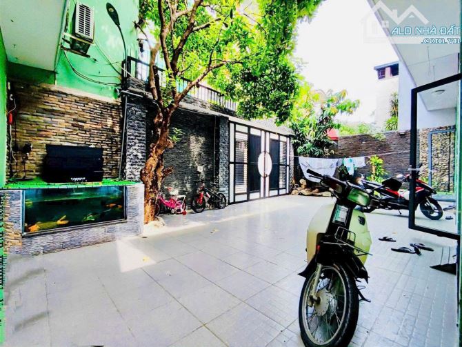 Nhà hẻm 6m khu CX Bắc Hải. DT 12x19m, 2 tầng - giá 23 tỷ - 2