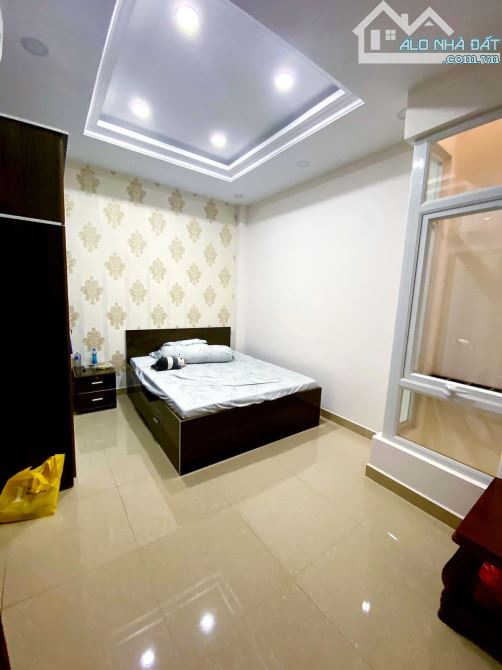 BÁN NHÀ 4 TÂNG, ĐẶNG VĂN BI, TRƯỜNG THỌ. Ô TÔ ĐỖ CỬA. CHỈ 7,5T. - 2
