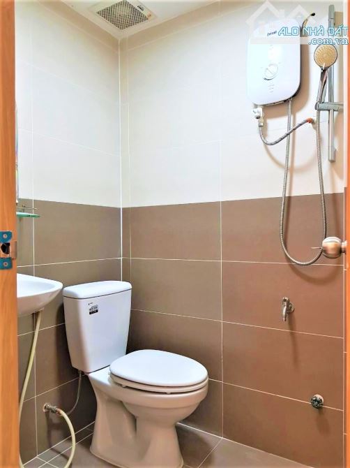 🚗 Bán nhà Nguyễn Văn Cừ , P. Nguyễn Cư Trinh Quận 1 29m2 3 Tầng  Giá 4.x ( TL). - 2