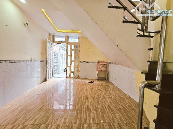 Bán nhà đẹp 2 tầng, 4x7m, Nguyễn Văn Công, P3, Gò Vấp, SHR, 3.85tỷ - 2