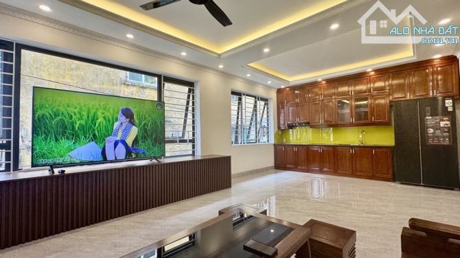 🌟 HOA HẬU THẠCH BÀN – 60M² – MT 11M – LÔ GÓC – 6 TẦNG – THANG MÁY – GARA Ô TÔ – 13,5 TỶ - 2