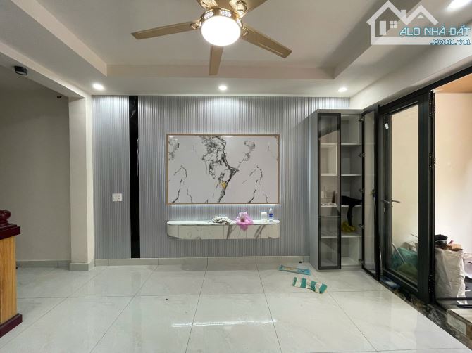 Bán nhà 3 tầng, HXH Tạ Quang Bửu P4-Q8 - 2
