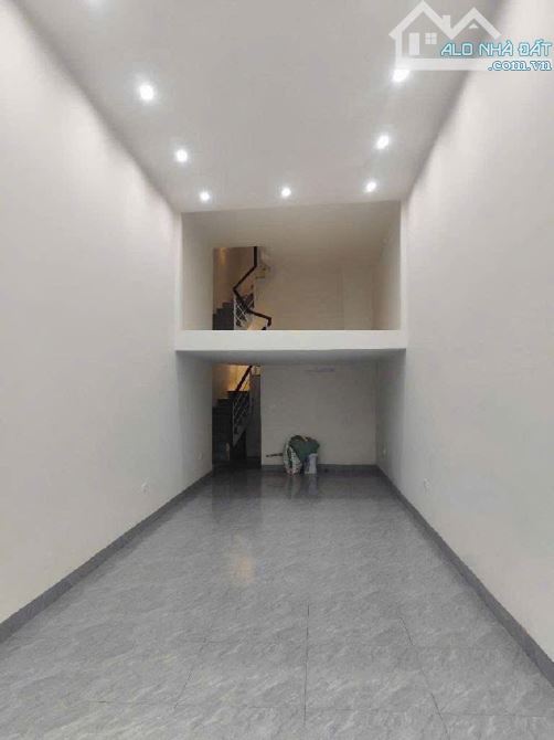 🔥MINH KHAI-MẶT NGÕ KINH DOANH-OTO VÀO NHÀ-40M2 X5 TẦNG-CHỈ 9,8 TỈ - 2