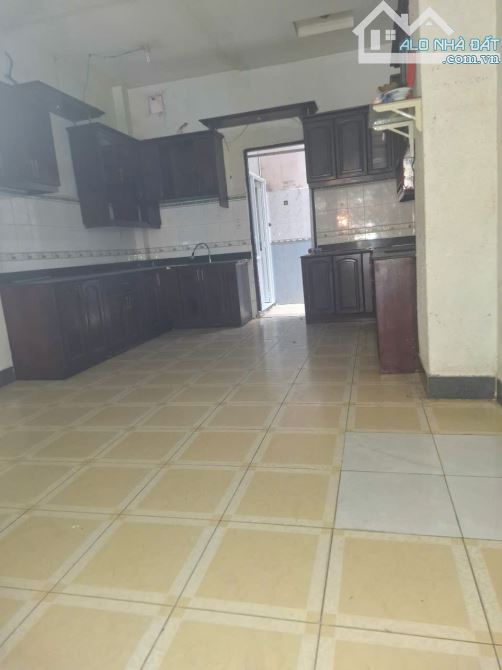 Cho thuê nguyên căn mặt tiền đường Kinh doanh Tên Lửa tân tạo, Bình Tân.  Dt 4x16. 4 tấm - 2
