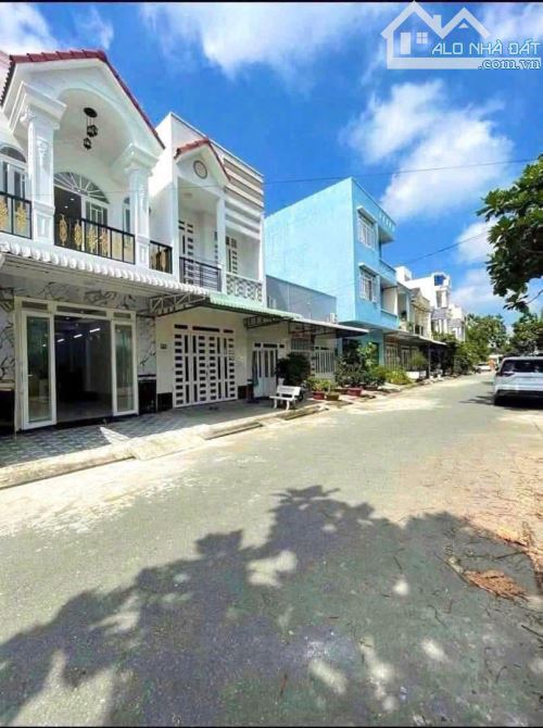 Bán nhà trệt đs 11 kdc đại học y dược dt 64m2 giá 3 ty450tr - 2