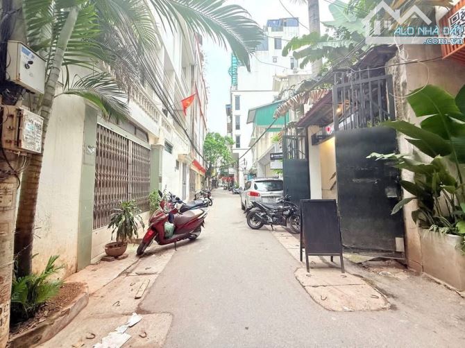CẦN BÁN GẤP 13.9 tỷ PHỐ GIANG VĂN MINH - 2