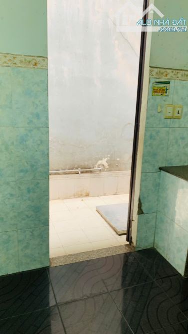 Bán nhà C4 ở Quận 7 hẻm an ninh, an cư lập nghiệp là nơi đây ạ đại gia đình ơi. - 2