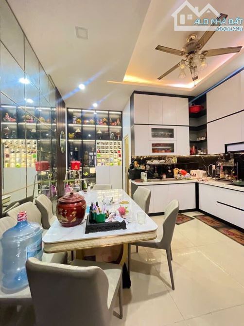 Nhà 4 tầng KHU PHÂN LÔ đường THẠNH XUÂN 25 phường THẠNH XUÂN Q12 dt 66,6m2 (4mx17m) Hẻm 7m - 2