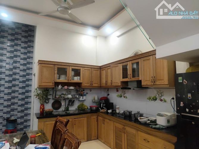 Nhà 4 tầng đường THẠNH XUÂN 25, phường THẠNH XUÂN, Q12, dt 50,4m2 (4mx13m), Hẻm 6m. 5,8Tỷ - 2