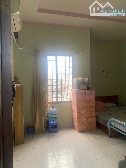 CHO THUÊ NHÀ GIÁP KDC SÔNG ĐÀ, 1 TRỆT 1 LẦU, HXH Đường số 48, 5m x 20m trệt 1 lầu gía 10TR - 2