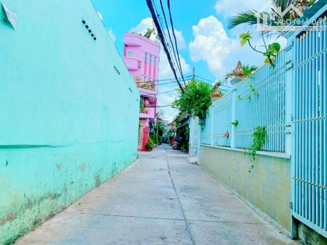 BÁN NHÀ GẦN TRƯƠNG PHƯỚC PHAN 4 TẦNG 120M2 HẺM XE HƠI VỪA Ở VỪA CHO THUÊ CHỈ 6.X TỶ - 2