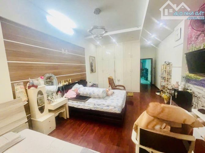 QUẬN 8 - NHÀ HOÀN CÔNG ĐỦ - HẺM XE HƠI - DT 106M2 - KHU VIP NGUYỄN THỊ TẦN PHƯỜNG 2 - 2