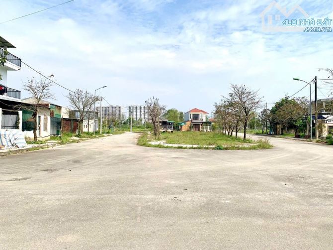 Bán lô đất KQH Xuân Phú view công viên ngay TTTP Huế - 2