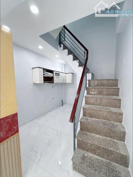 BÁN NHÀ MỚI 3 TẦNG HẺM XE HƠI Hoàng DIỆU Q.4 NHỈNH 6TY - 2