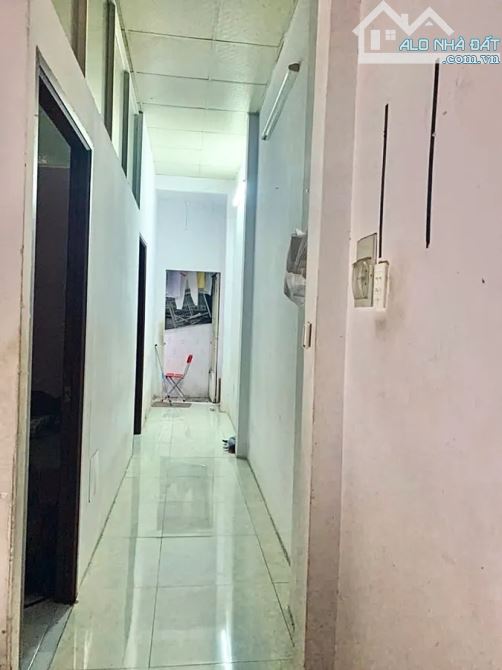 BÁN NHÀ LŨY BÁN BÍCH,,TÂN PHÚ,81M2,2 Tầng ,hẻm ô tô,Đang có dòng tiền 120tr/năm chỉ 7.X tỷ - 2