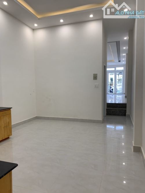 9.3 TỶ - THÔNG THIÊN HỌC - P. XUÂN HƯƠNG ĐÀ LẠT - 2