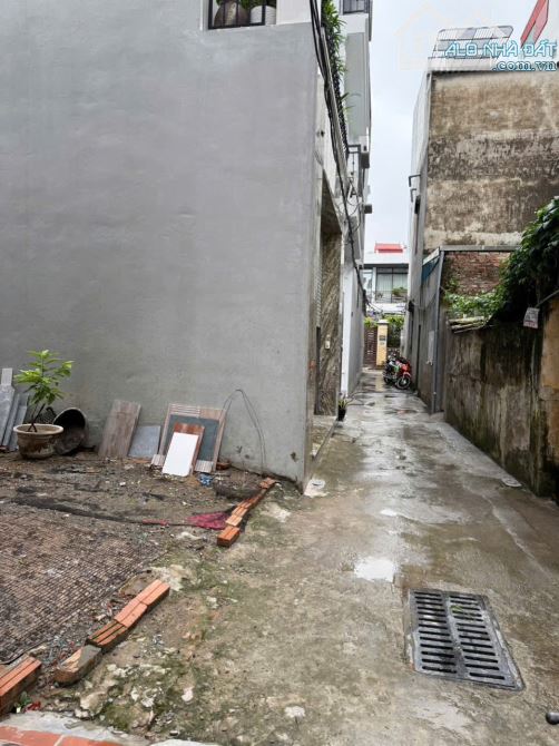 CẦN BÁN NHÀ THẠCH BÀN LONG BIÊN HÀ NỘI. - 2