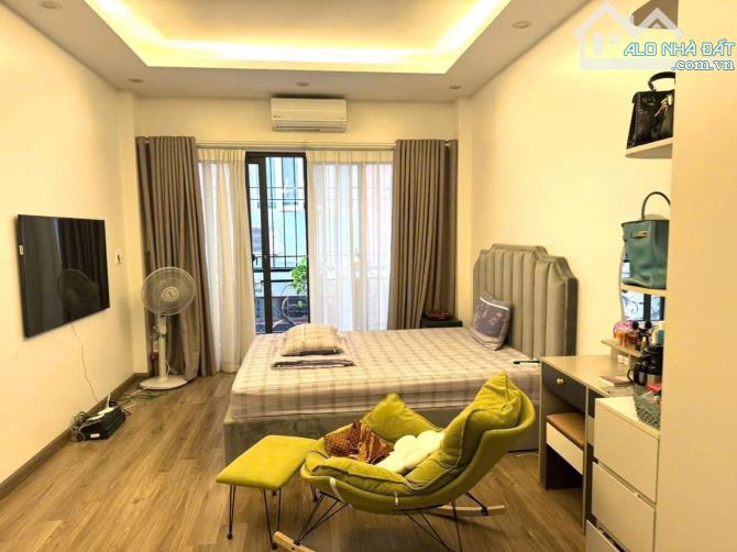 BÁN NHÀ TÚ MỠ CẦU GIẤY - VỊ TRÍ TRUNG TÂM - NGÕ THÔNG - NHÀ ĐẸP - 35M2, 5 TẦNG, HƠN 8 TỶ - 2
