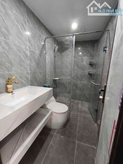Bán gấp toà nhà mặt phố thanh am ô tô tránh tk thông sàn  kinh doanh - 2