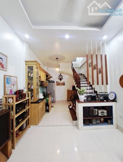 Ngọc Trục- Đại Mỗ - Nam Từ Liêm/ 32m×5 Tầng- Ô Tô Đi Qua Nhà- Ngõ Thông-Nhỉnh 6 Tỷ - 2