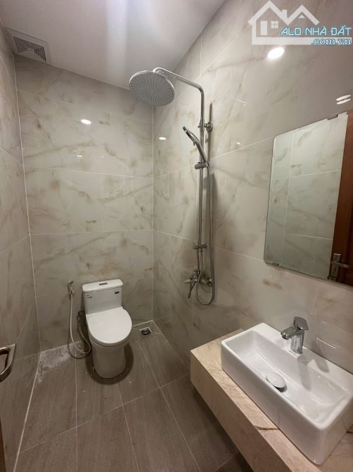 Căn Hộ Dịch Vụ Hầm 6 Lầu HXH Bùi Hữu Nghĩa, Bình Thạnh, 7.5x20m,HĐT 120tr/tháng,Chỉ 27 Tỷ - 2