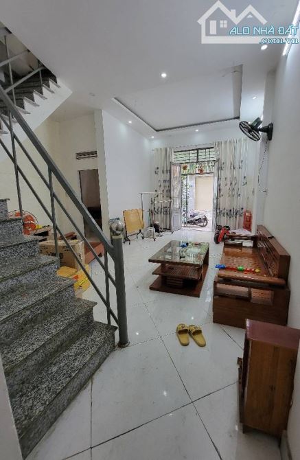 HƯƠNG LỘ 2-BÌNH TÂN-NGANG LỚN 9M-DTs 116M2-3PN-HXH ĐỖ CỬA 6M-KẾ TÊN LỬA-CHỈ 4.x TỶ - 2