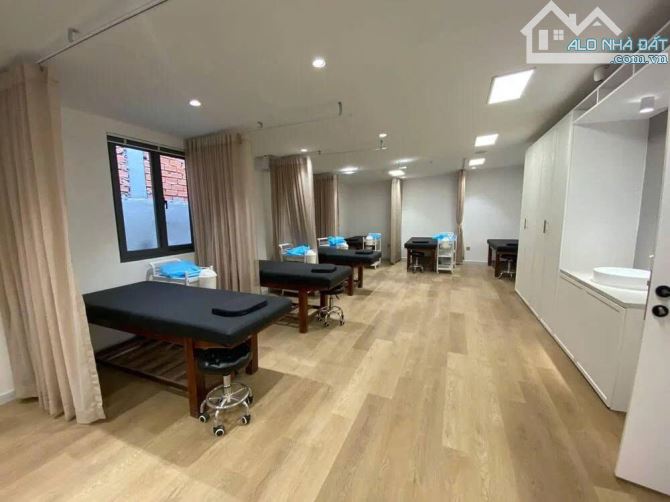 VIP- MẶT TIỀN LÝ TỰ TRỌNG- 12M X 20M- 5 TẦNG, THANG MÁY, PCCC- BẾN THÀNH, QUẬN 1 - 2
