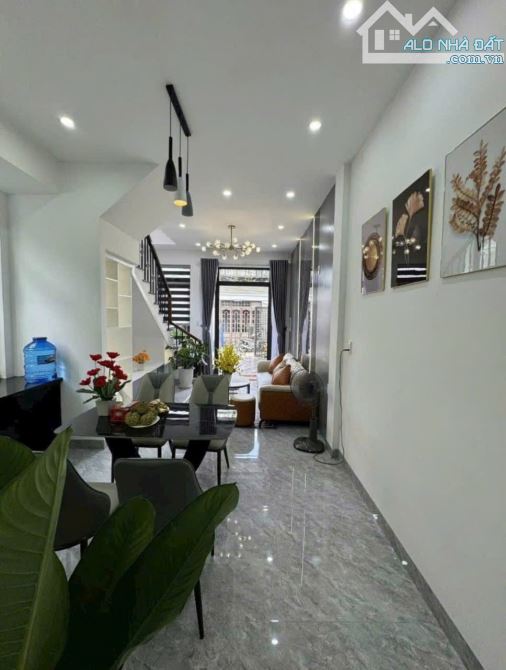 CHO THUÊ NHÀ 2 TẦNG - FULL NỘI THẤT - KIỆT TRẦN PHÚ, TP HUẾ - 2