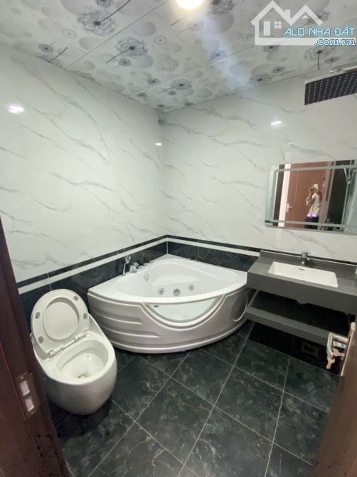 🏡 Duy nhất 1 căn! Ô tô chạy vòng quanh – 62m² – Sát chợ Đại Thành 🏡 chỉ Hơn 4ty - 2