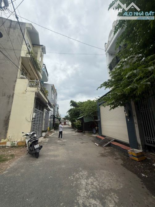 NGỢP BANK 5 TỶ- BÁN 5TỶ65 80M2- HẺM 7M-Ô TÔ NGỦ NHÀ - 2