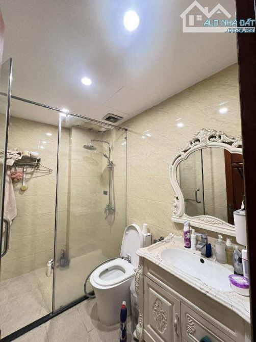 NHÀ KINH DOANH THÁI HÀ - PHÂN LÔ - OTO - THANG MÁY -  52M2 x 6T - 4.4MT - 2