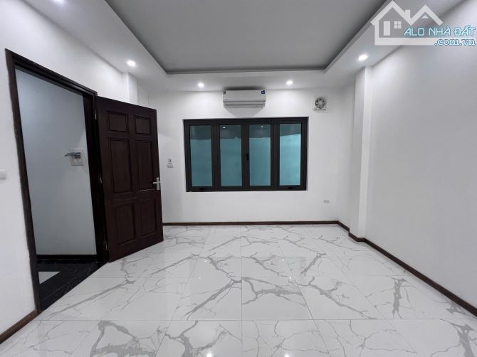 BÁN NHÀ LÒ ĐÚC, 30M, 5T, MT 8,3M, GẦN SÁT PHỐ, NGÕ RỘNG, MỚI, THANG MÁY, CHỈ 10,8 TỶ. - 2