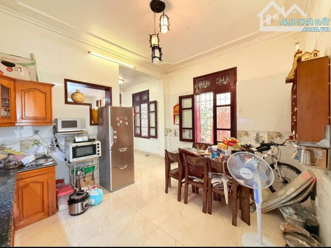 GẤP! Nhà 3 tầng Võ Văn Ngân, 59m2, đường 5m ngay Vincom. Chỉ 6.3 TỶ - 2